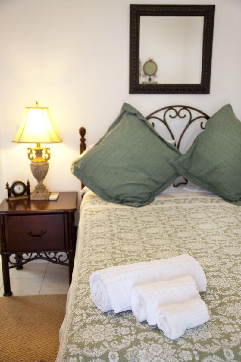 Eleni'S Village Suites Klouvas Exterior photo