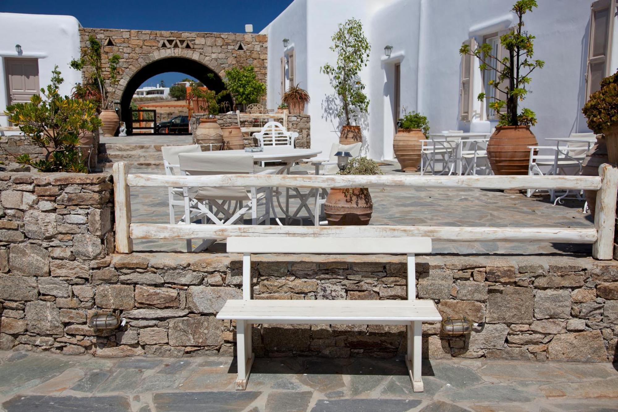 Eleni'S Village Suites Klouvas Exterior photo