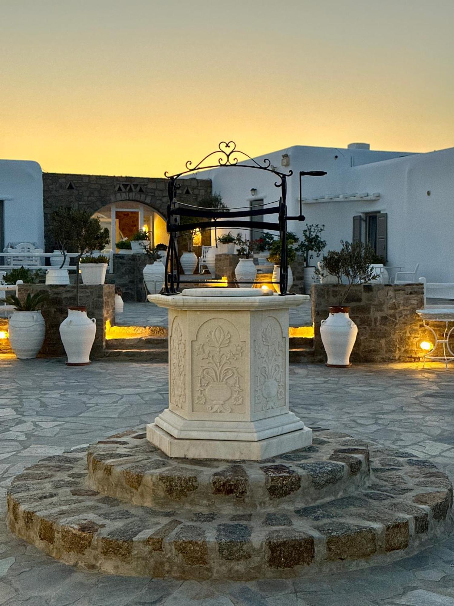 Eleni'S Village Suites Klouvas Exterior photo